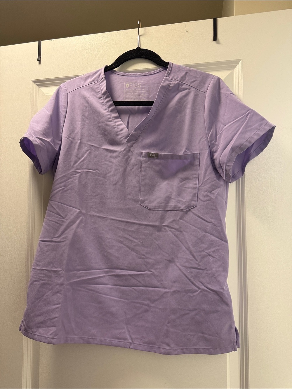 FIGS LAVENDER DEW TOP